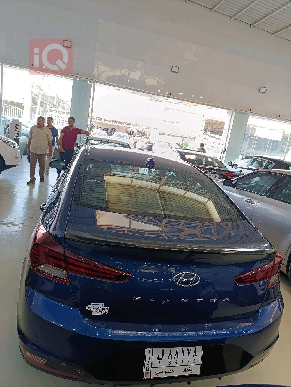 هیوندای ئەلەنترا